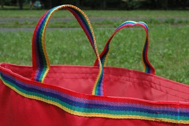 Detal spodu worka do skakania 60 cm Akson — podwójna warstwa materiału wzmacniająca punkt styku z podłożem
