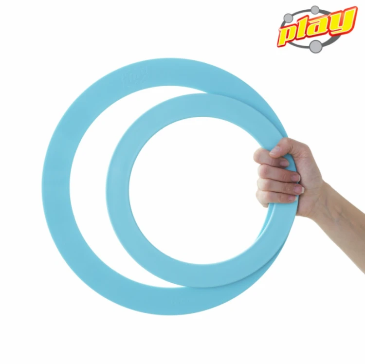 Szczegółowa fotografia obręczy żonglerskiej Play o średnicy 32,7 cm