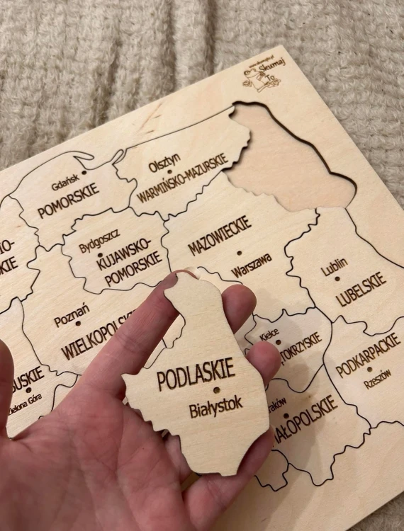 Układanka geograficzna EDUBOBO z podstawą mapy o wymiarach 30 × 30 cm
