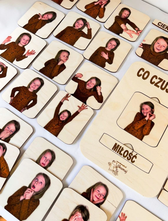 Elementy układanki Koło emocji EDUBOBO z nazwami emocji i kolorowymi ilustracjami