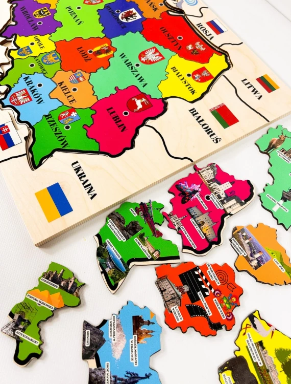 Szczegół mapy Polski EDUBOBO z zaznaczonymi atrakcjami turystycznymi