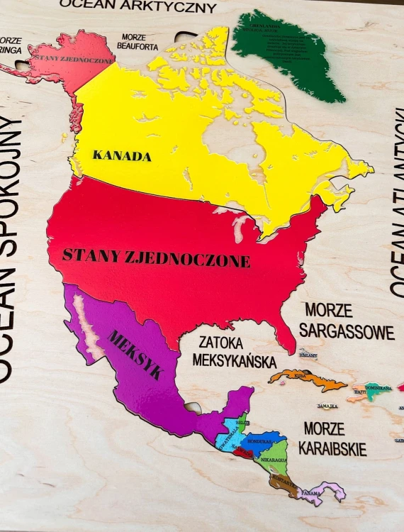Kolorowe puzzle państw Ameryki Północnej na mapie EDUBOBO dla dzieci 4-7 lat