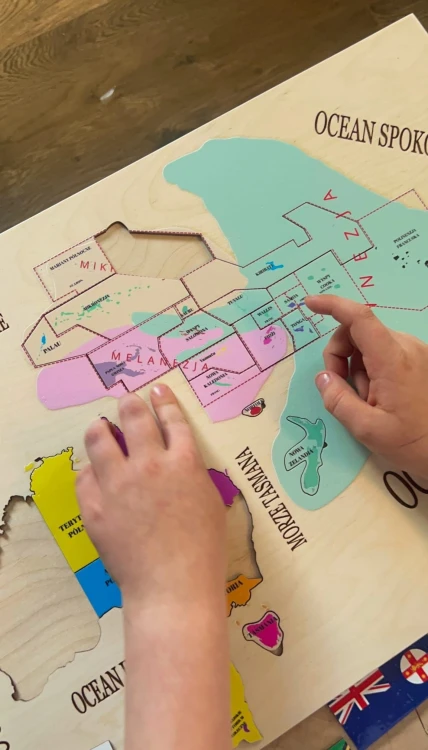 Mapa Australii i Oceanii wykonana z naturalnego drewna, certyfikat jakości EDUBOBO