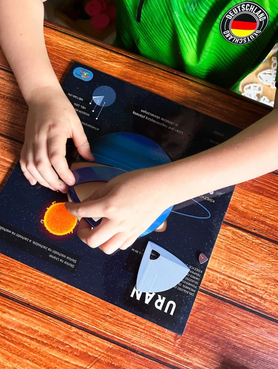 Układanka Budowa Urana EDUBOBO - pokaz warstw planety w naturalnym niebieskim kolorze