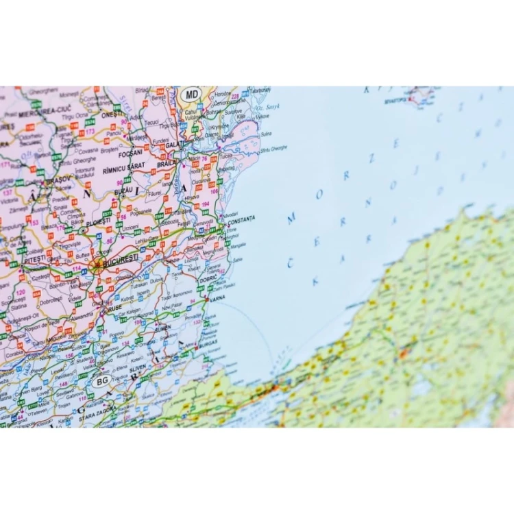 Mapa korkowa Europy KARTA z widokiem na drogi główne i drugorzędne