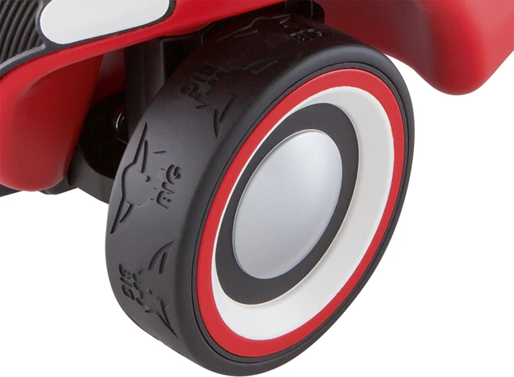 BIG Bobby Car Neo Red - widok z góry na ergonomiczne siedzisko