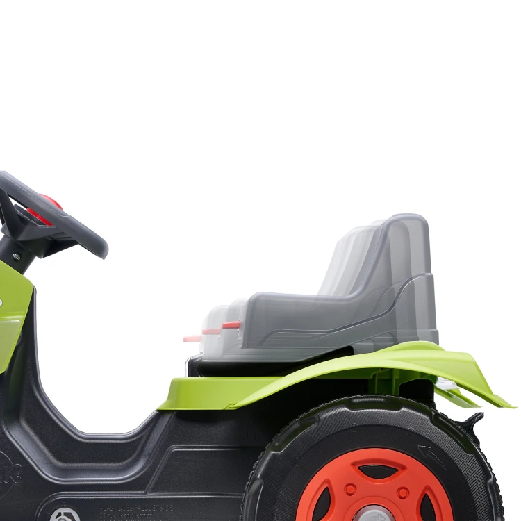 Traktor Claas Arion 470 FALK - detal pedałów i napędu na świeżym powietrzu