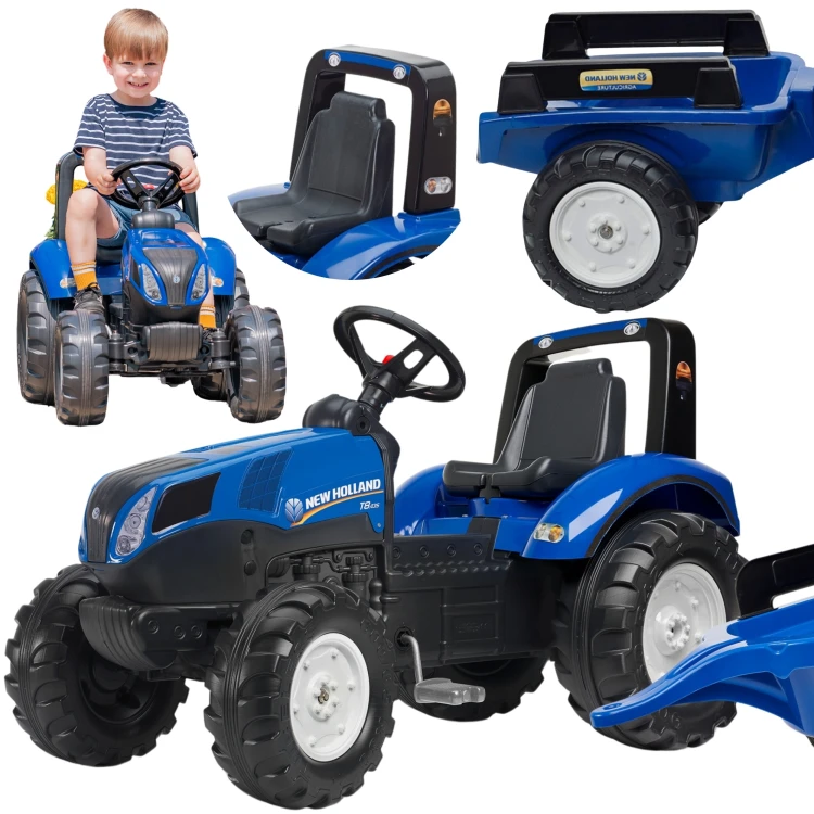 Niebieski traktor na pedały New Holland T8 marki FALK z przyczepą na tle zielonej trawy