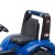 Traktor na pedały FALK New Holland T8 z dzieckiem w ogrodzie