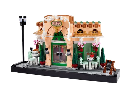Model LEGO Icons Francuska kawiarenka 10362 – widok fasady i wnętrza z detalami