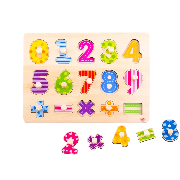Cały zestaw układanki TOOKY TOY z kolorowymi cyframi i znakami matematycznymi dla dzieci od 3 lat