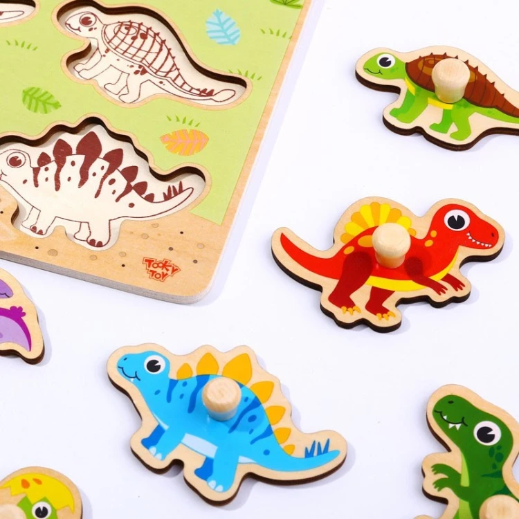 Zestaw TOOKY TOY z drewnianymi puzzlami dla dzieci z motywem dinozaurów i wulkanu