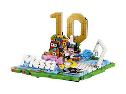 Minifigurka Lionela Messiego w zestawie LEGO Editions 43011 z detalami piłkarskimi