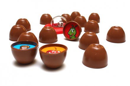 Elementy gry Choco TACTIC GAMES – pionki czekoladki i kostka