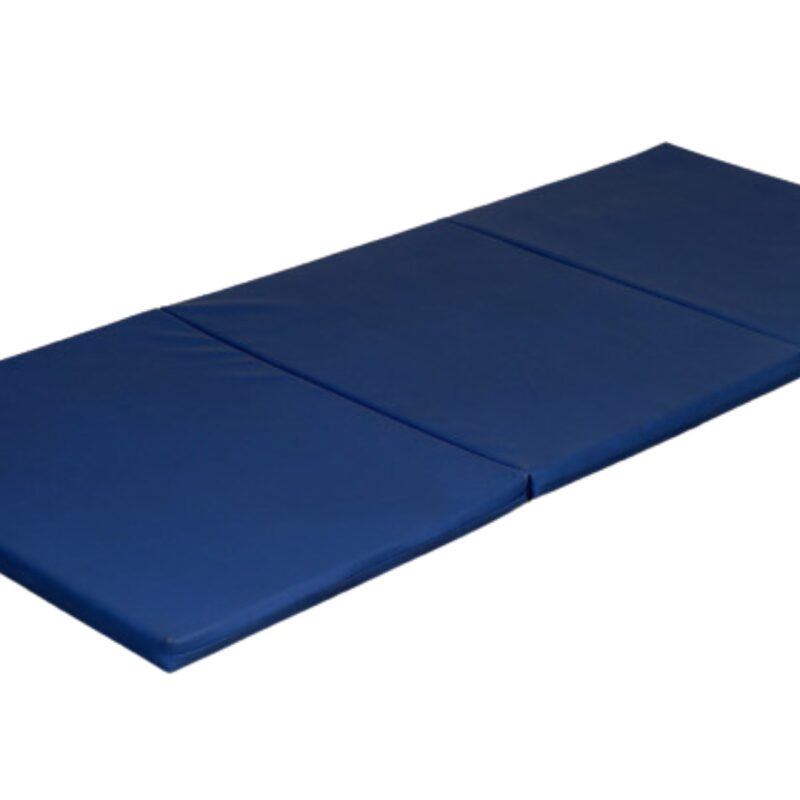 Widok materaca SI rozłożonego na podłodze w sali terapeutycznej; widoczne wymiary po rozłożeniu 200 × 88 × 5 cm i sposób użytkowania