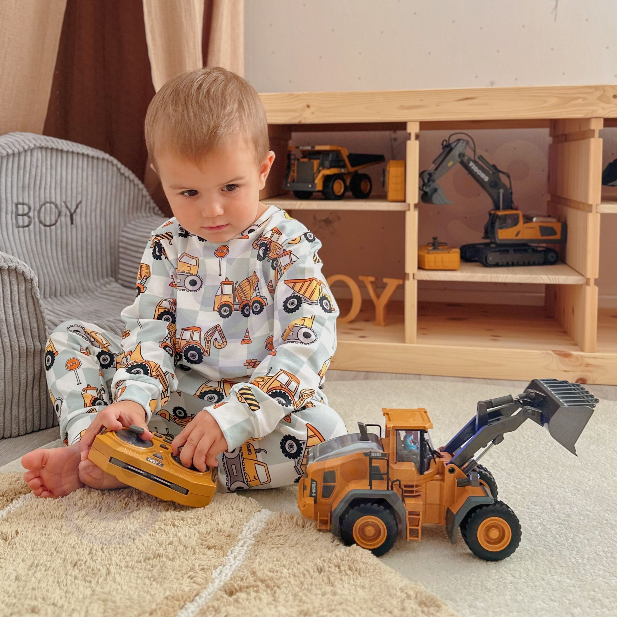 Ładowarka budowlana WOOPIE RC z ruchomą łyżką
